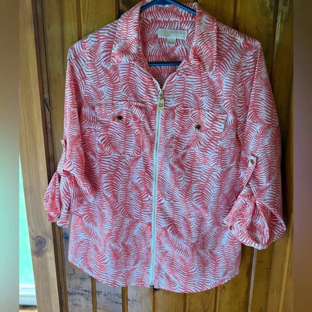 Michael Kors fern leaf full‎ zip roll tab sleeve top size medium